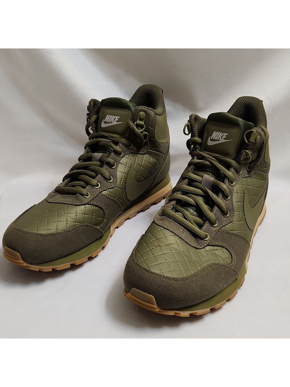 Nike MD Runner 2 Mid Premium High-Top Green Training Sneakers  (W Size 8.5) - Picture 6 of 13